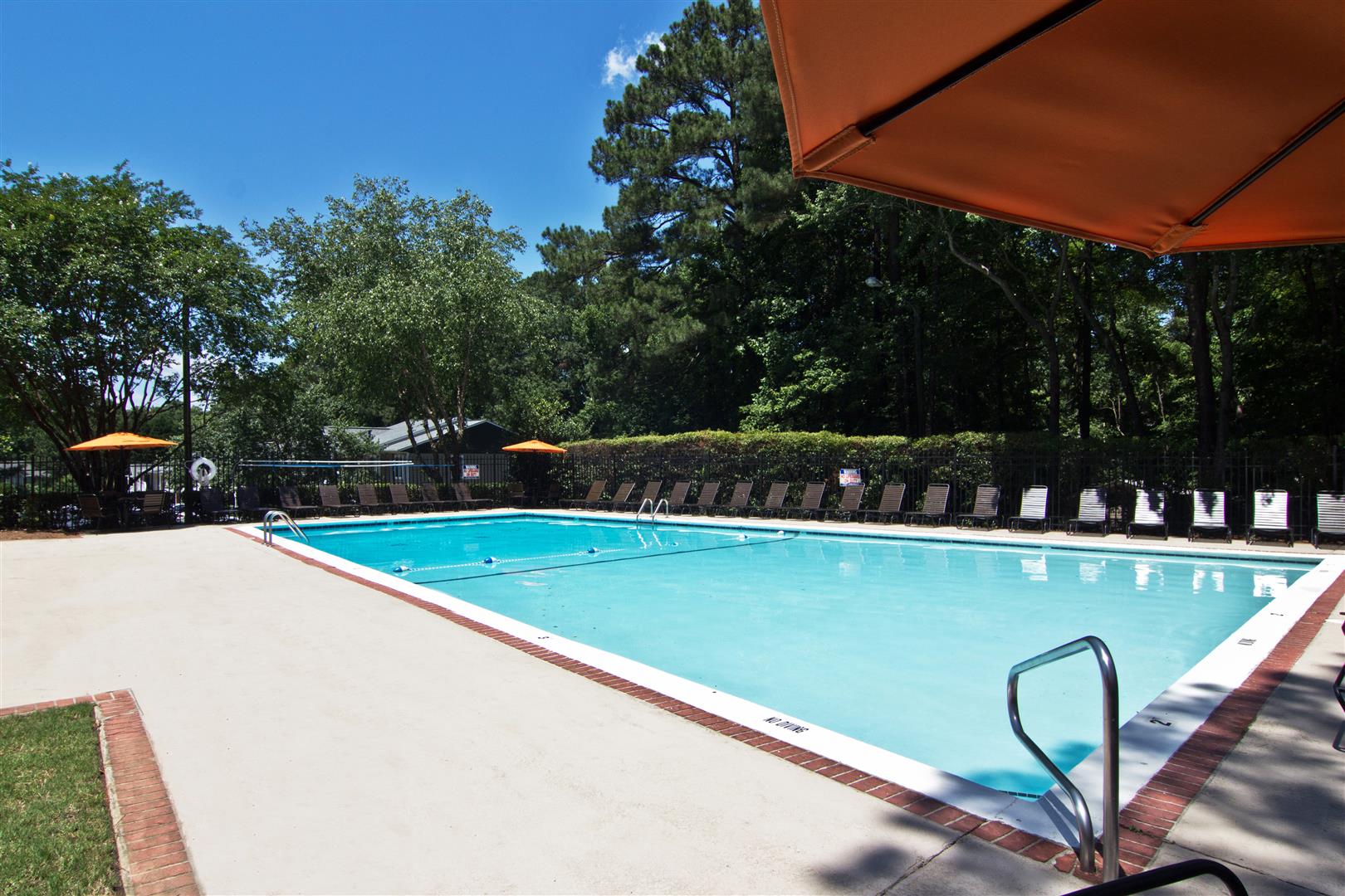 Cary Pines Apartments and Townhomes* Apartments in Cary, NC